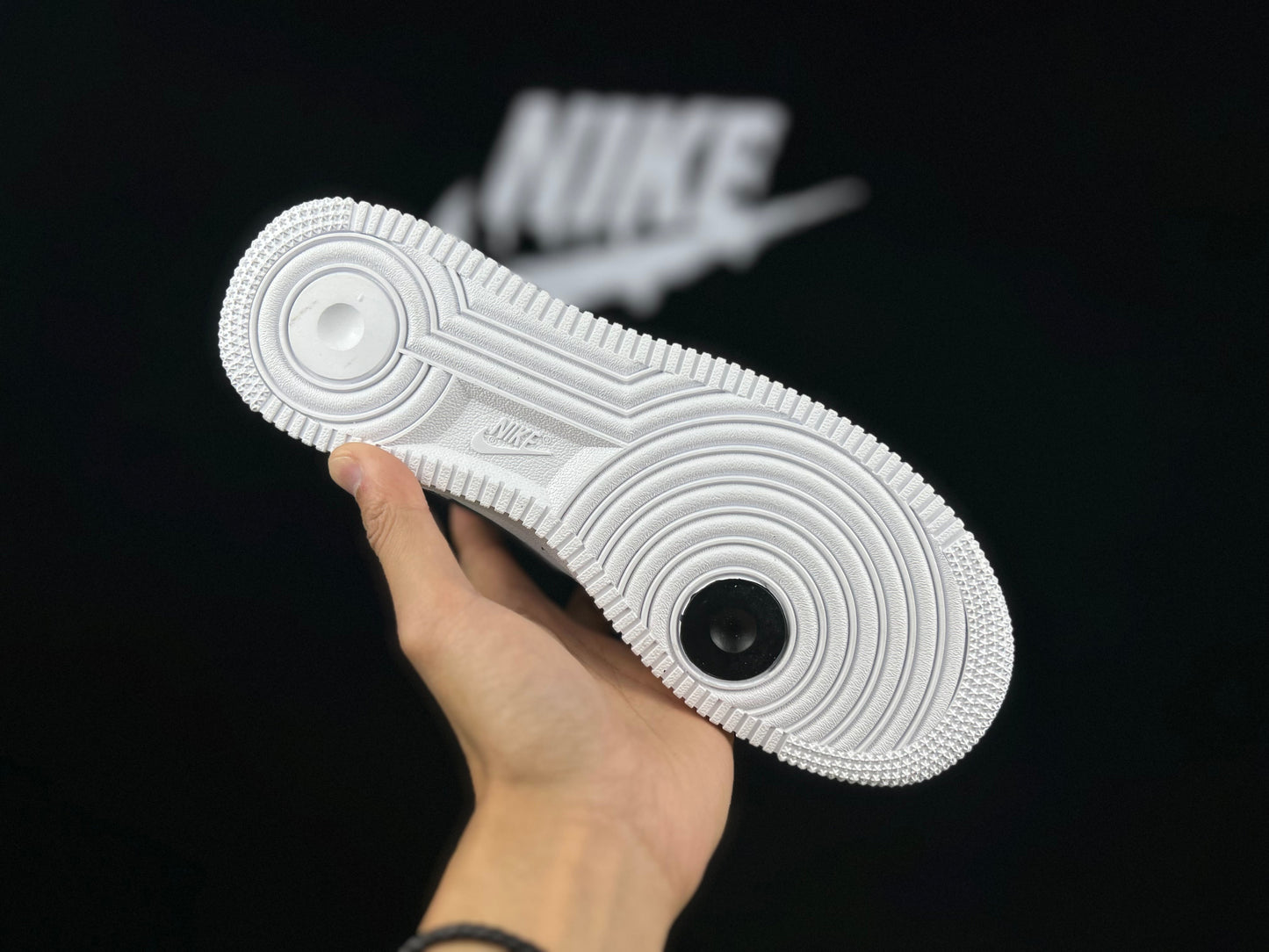 NIKE Air Force 1 'white - Black' Unisex Streetwear Limited Edition - **Nike Air Force 1 'White/Black'** The Nike Air Force 1 'White/Black' is a timeless classic