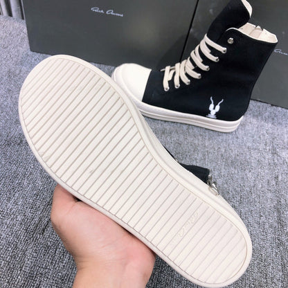 Rick Owens High-top Canvas Sneakers - Black Unisex Streetwear Limited Edition - **Rick Owens Black High-Top Canvas Sneakers** Elevate your footwear collection with the Rick Owens Black