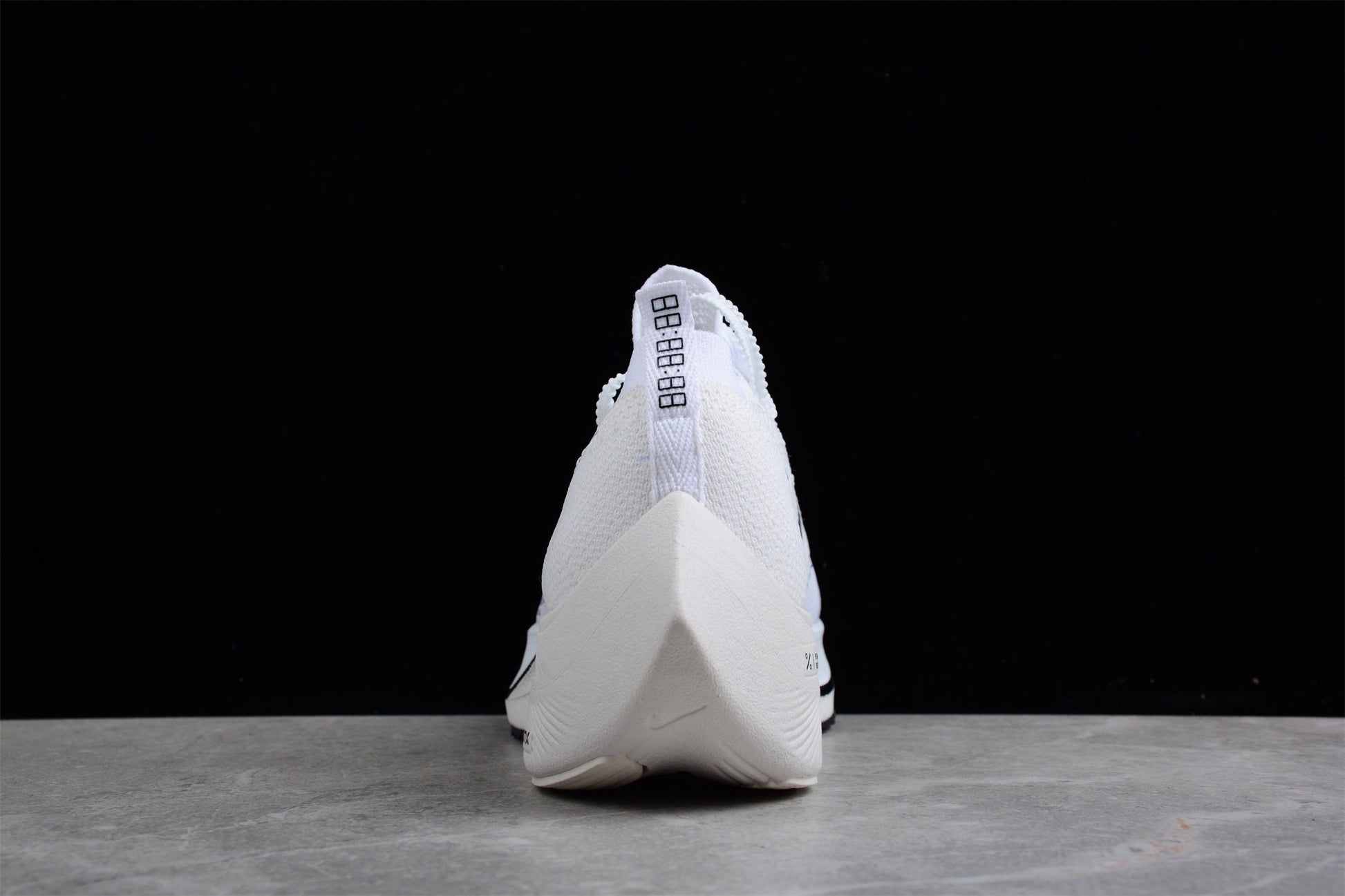 Zoom - Vaporfly Ne - T% 2 White And - Black Unisex Streetwear Limited Edition - ### Nike ZoomX Vaporfly NEXT% 2 C White/Black Experience elite performance with the Nike ZoomX