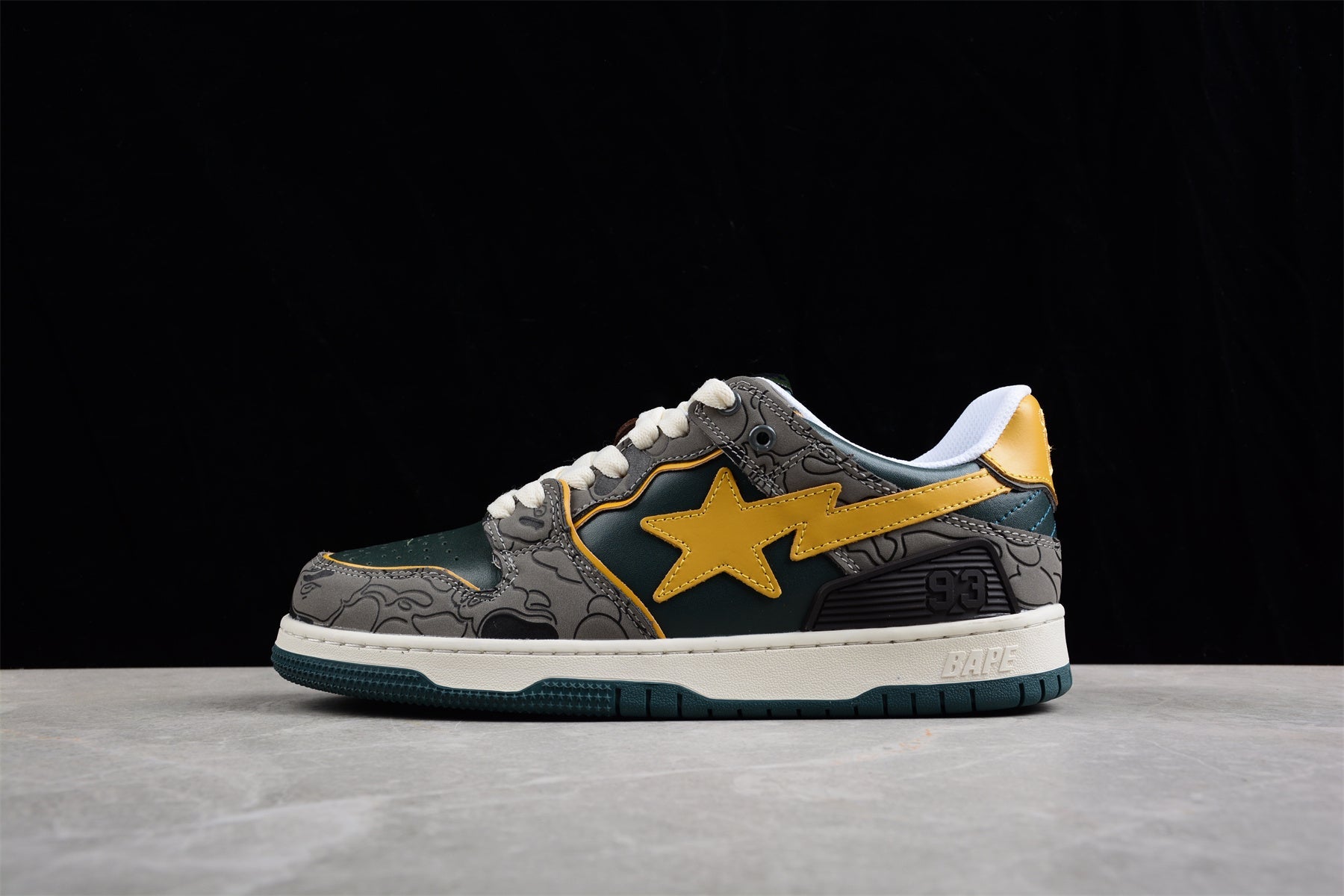 BAPE Sta Low-top Sneakers In And Yellow - Green Unisex Streetwear Limited Edition - **BAPE STA Low-Top Sneakers in Green and Yellow** Step into a world of vibrant style
