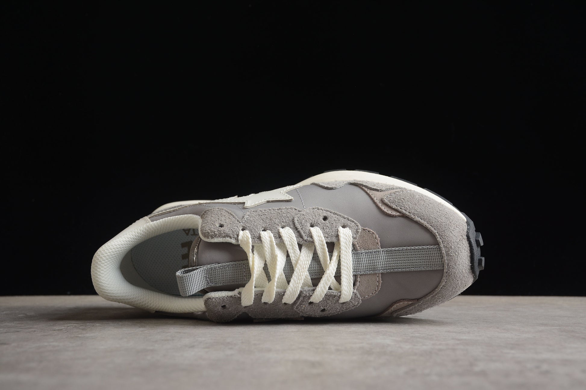 BAPE Sta Runner Sneakers In Grey And - White Unisex Streetwear Limited Edition - **BAPE STA Runner Sneakers in Grey and White** Introducing the BAPE STA Runner Sneakers in