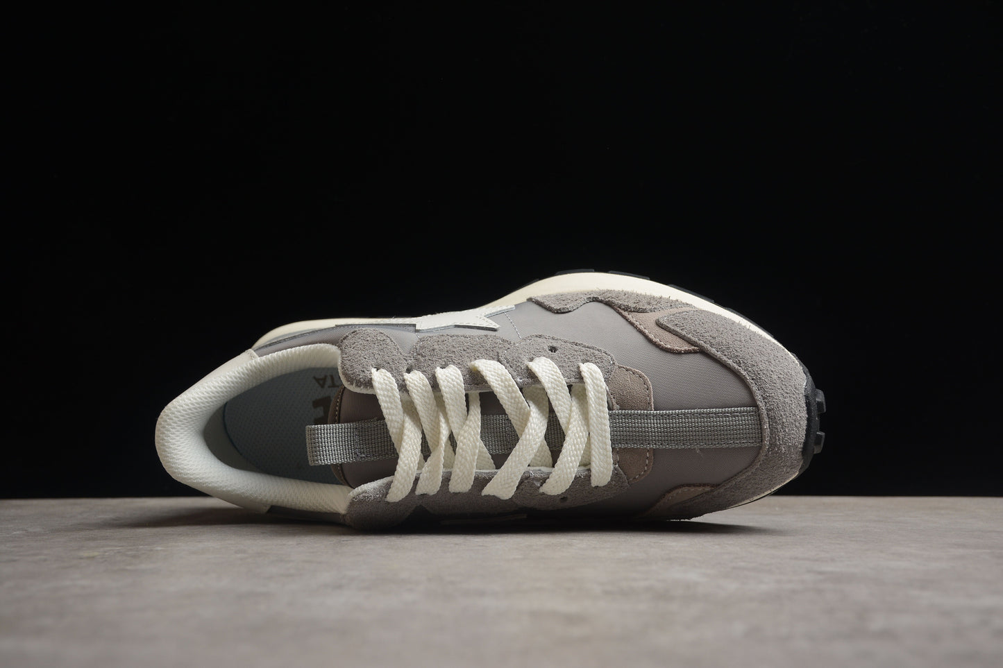 BAPE Sta Runner Sneakers In Grey And - White Unisex Streetwear Limited Edition - **BAPE STA Runner Sneakers in Grey and White** Introducing the BAPE STA Runner Sneakers in