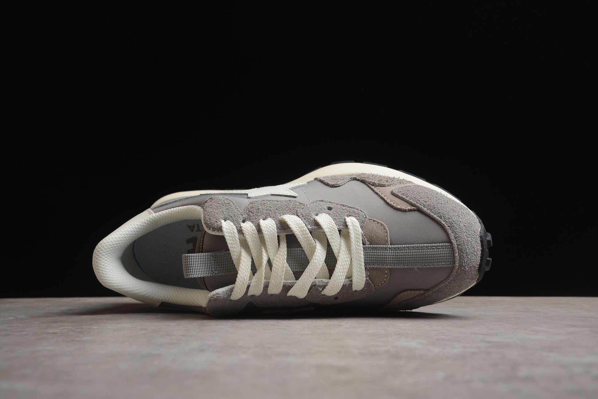 BAPE Sta Runner Sneakers In Grey And - White Unisex Streetwear Limited Edition - **BAPE STA Runner Sneakers in Grey and White** Introducing the BAPE STA Runner Sneakers in