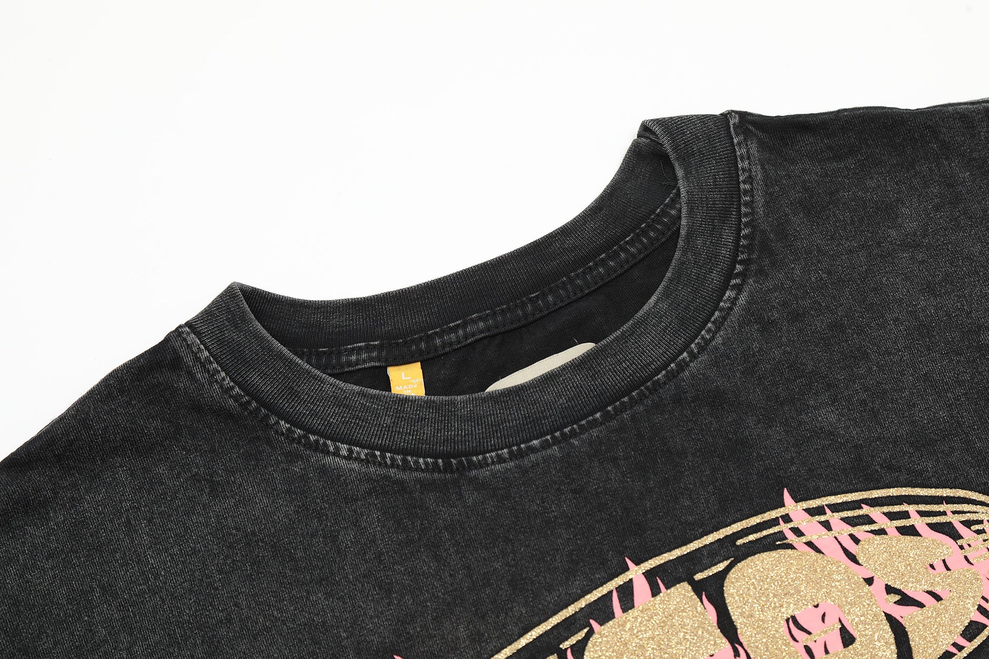 Gallery Dept. T-Shirt - Black Unisex Streetwear Limited Edition - The Gallery Dept. 'USA Tour' T-Shirt is a dynamic addition to any wardrobe, combining bold