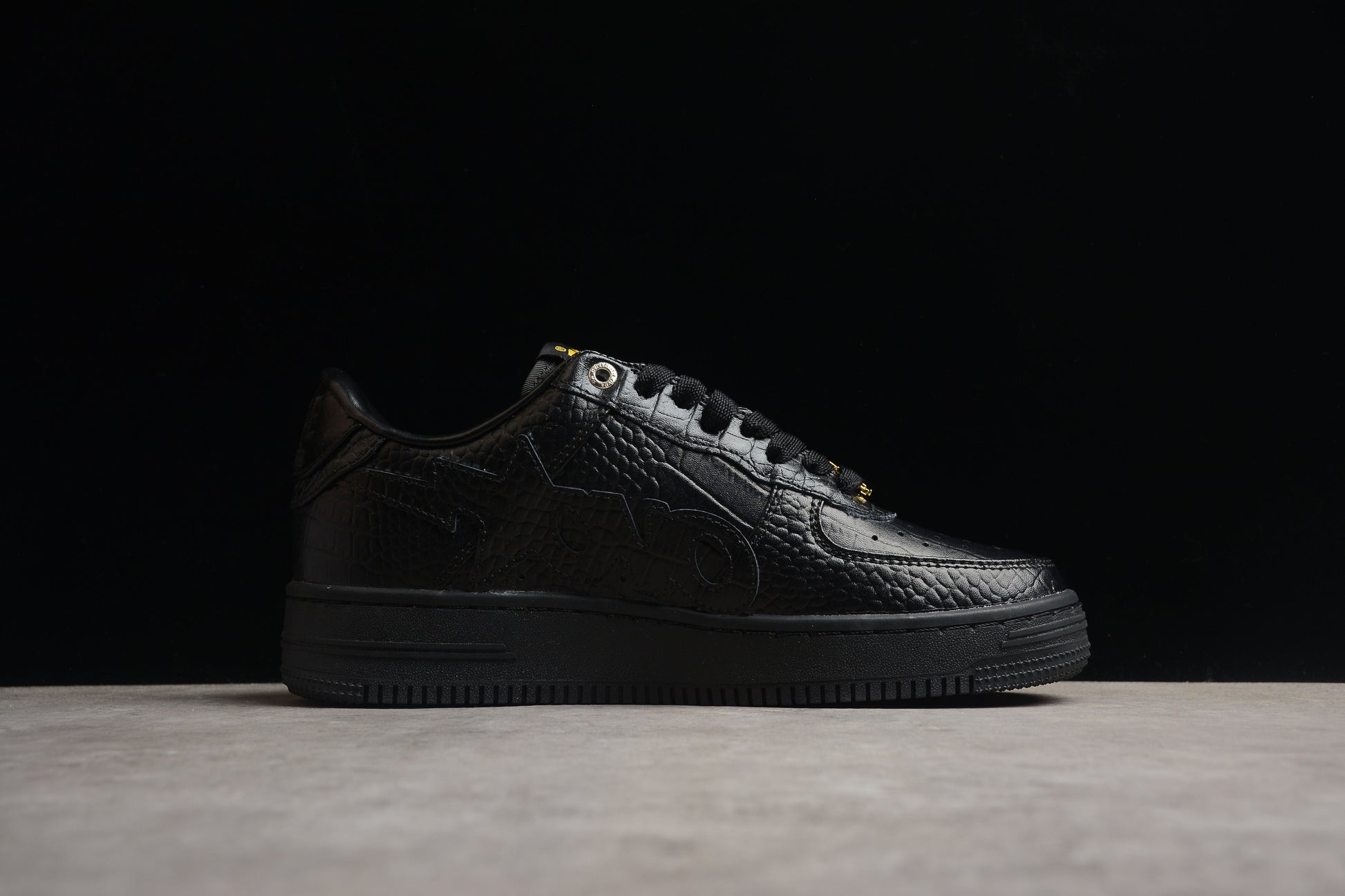 BAPE Sta Low-top Croc-embossed Sneakers - Black Unisex Streetwear Limited Edition - **BAPE STA Low-Top Black Croc-Embossed Sneakers** Introducing the BAPE STA Low-Top Black Croc-Embossed Sneakers, a