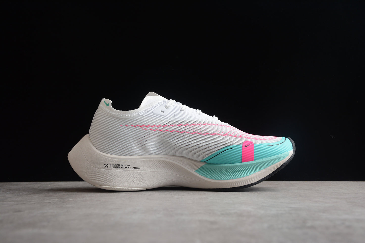 Zoom - Vaporfly Ne - T% 2 And Turquoise T-Shirt - White Unisex Streetwear Limited Edition