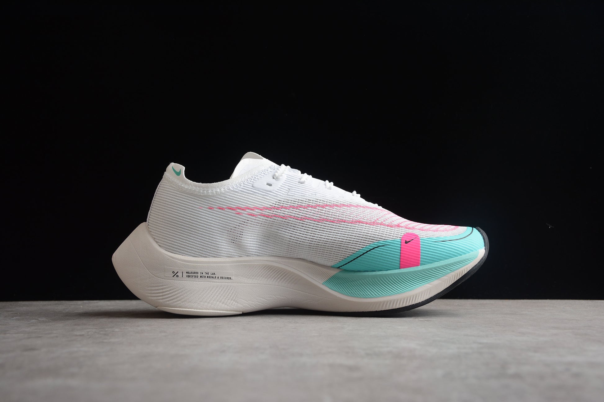Zoom - Vaporfly Ne - T% 2 And Turquoise T-Shirt - White Unisex Streetwear Limited Edition