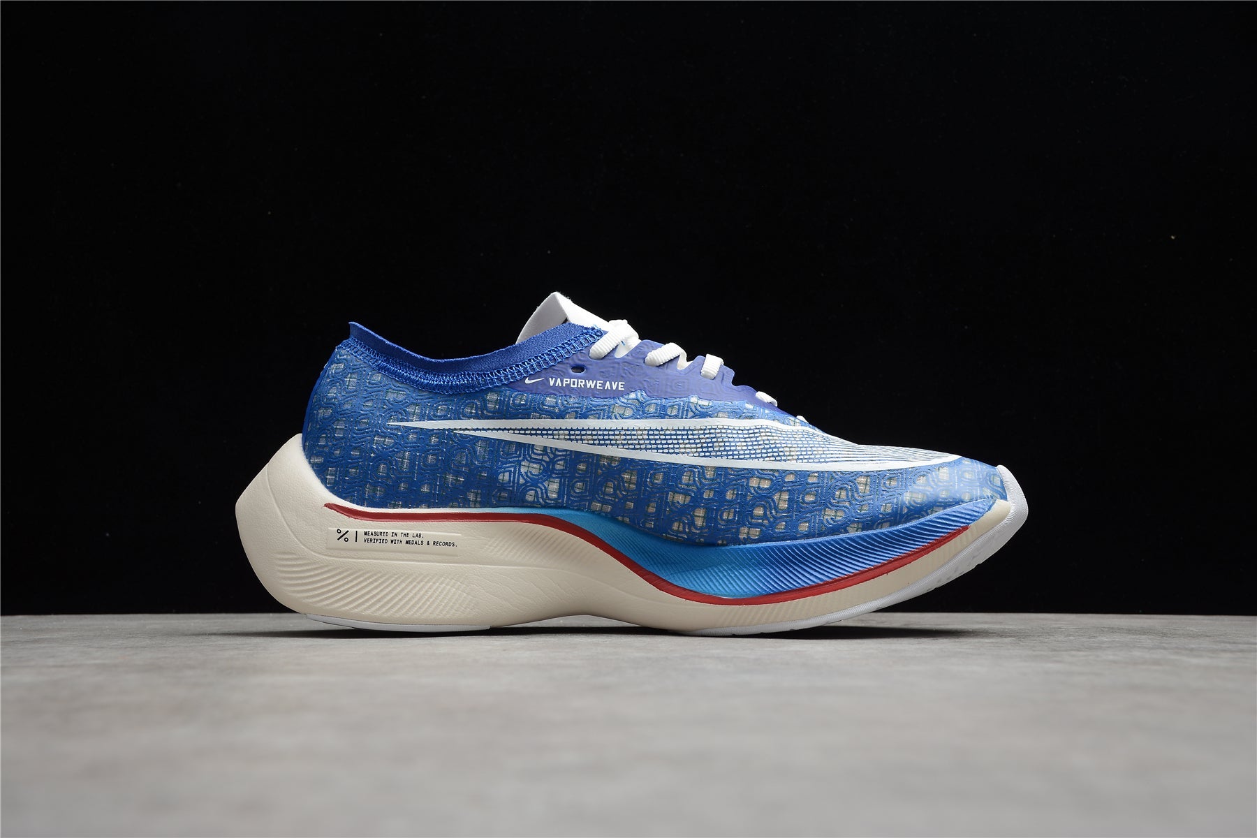 Zoom - Vaporfly Ne - T% 2 Blue And - White Unisex Streetwear Limited Edition - ### Nike ZoomX Vaporfly NEXT% 2 Unleash your full potential with the Nike ZoomX Vaporfly