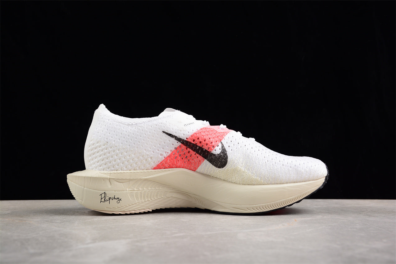 Zoom - Vaporfly Ne - T% 2 And Red Shoes - White Unisex Streetwear Limited Edition - Introducing the Nike ZoomX Vaporfly Next% 2, a pinnacle of performance running shoes designed for