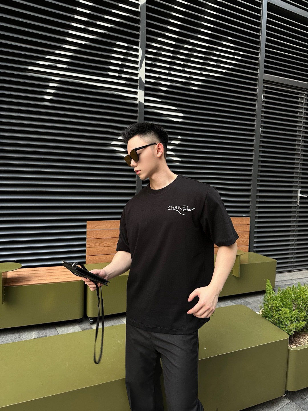 Chanel Logo T-shirt (black) Unisex Streetwear Limited Edition - This black Chanel T-shirt features a minimalist design with the Chanel logo elegantly displayed on