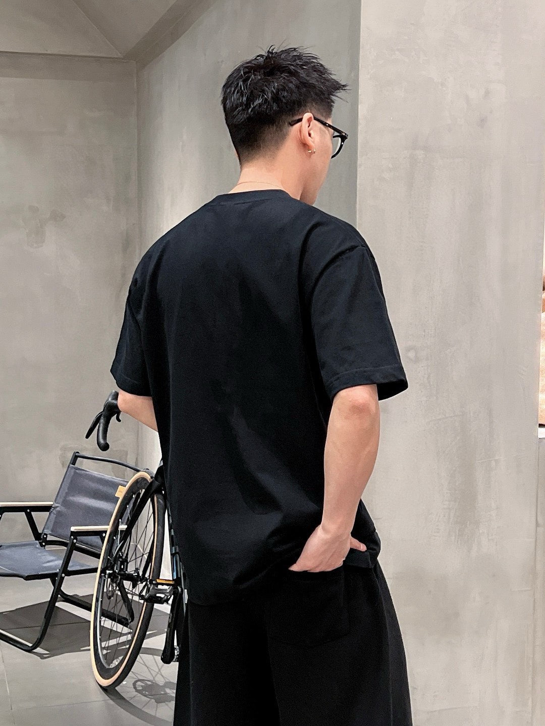 T-shirt Dior à motif griffes (noir)