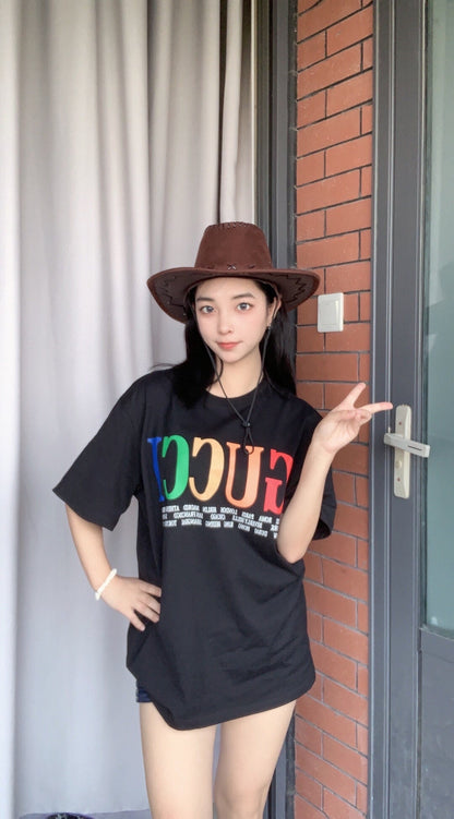 Camiseta Gucci Cities con letras mayúsculas