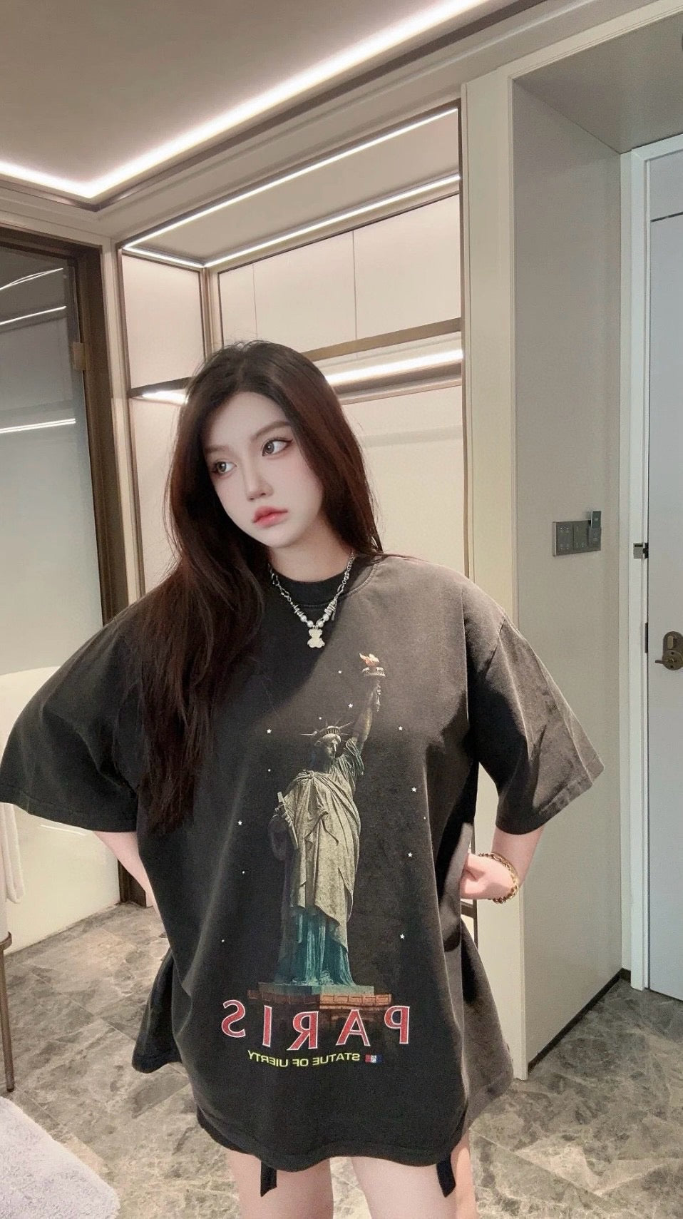 Camiseta Balenciaga Paris Estatua de la Libertad (Negra)