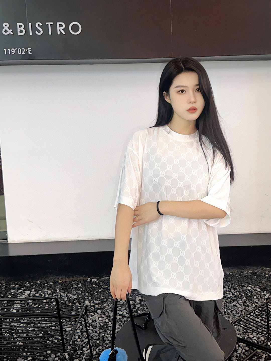 Camiseta Gucci con estampado GG (blanca)