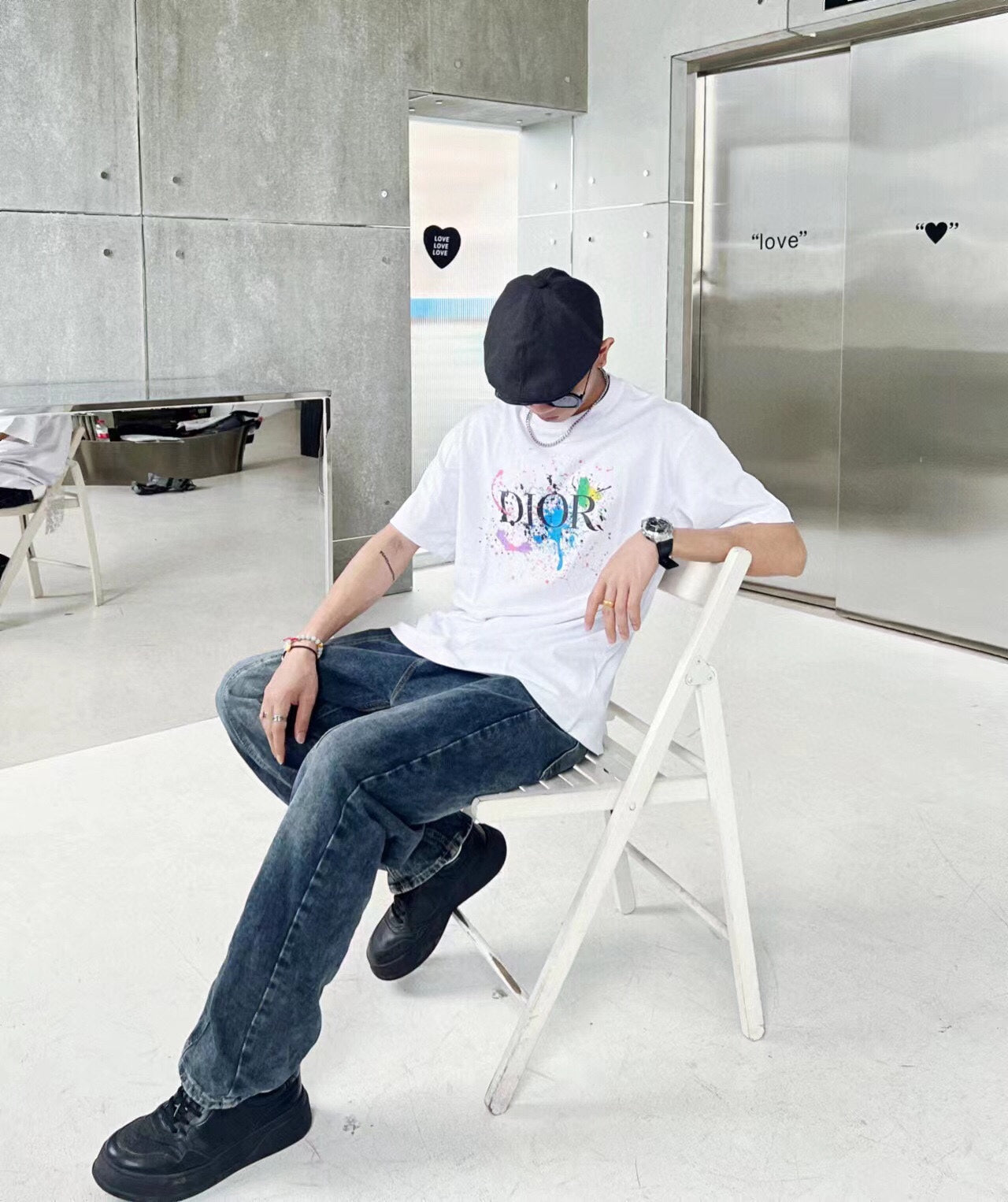 Camiseta gráfica Dior Color Splash