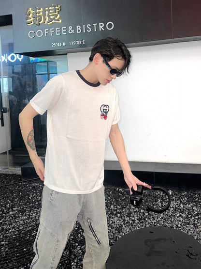 Camiseta Gucci con bordado de cerezas