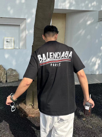 Camiseta con el logo de Balenciaga Paris