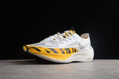 Zoom - Vaporfly Ne - T% 2 Black white And Yellow Shoes Unisex Streetwear Limited Edition