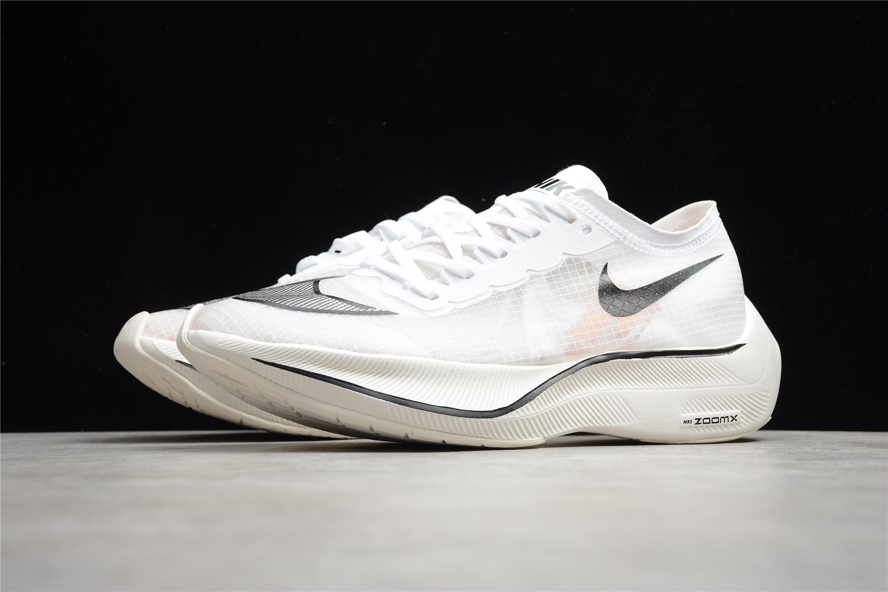 Zoom - Vaporfly Ne - T% 2 White And - Black Unisex Streetwear Limited Edition - ### Nike ZoomX Vaporfly NEXT% 2 The Nike ZoomX Vaporfly NEXT% 2 redefines speed and