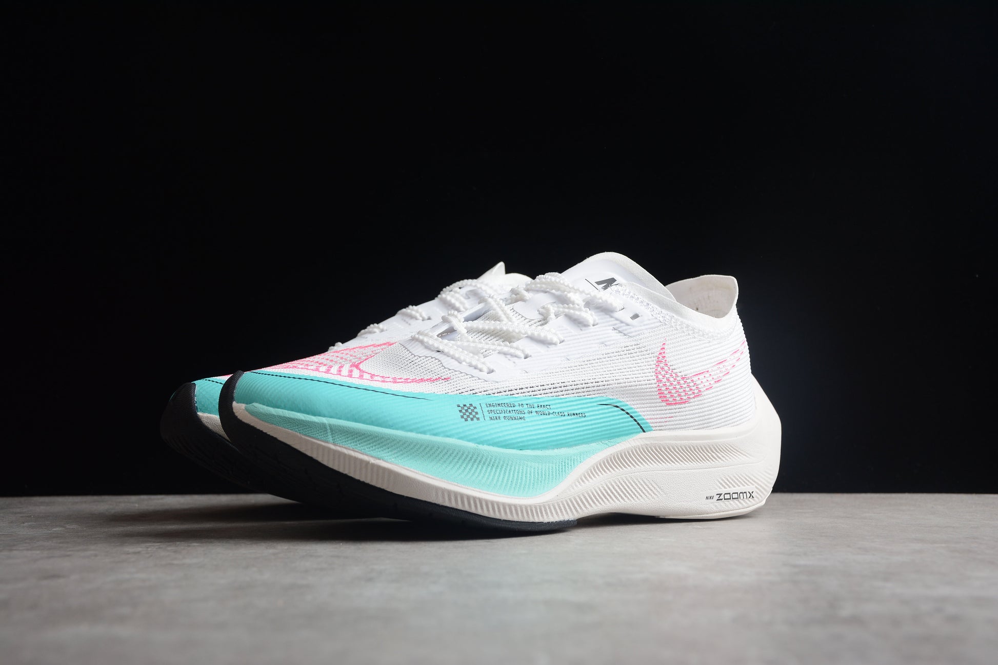 Zoom - Vaporfly Ne - T% 2 And Turquoise T-Shirt - White Unisex Streetwear Limited Edition
