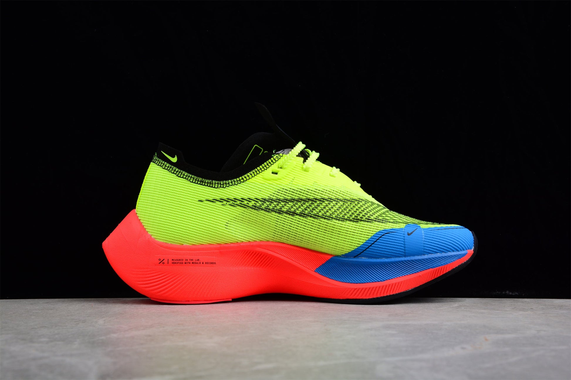 Zoom - Vaporfly Ne - T% 2 Green,blue And - Red Unisex Streetwear Limited Edition - ### Nike ZoomX Vaporfly NEXT% 2 The Nike ZoomX Vaporfly NEXT% 2 is a high-performance
