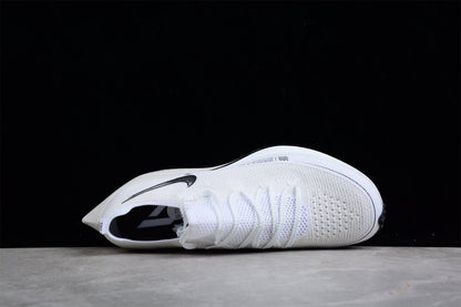 Zoom - Vaporfly Ne - T% 2 White And - Black Unisex Streetwear Limited Edition - ### Nike ZoomX Vaporfly NEXT% 2 C White/Black Experience elite performance with the Nike ZoomX
