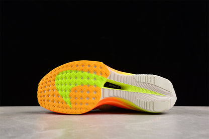 Zoom - Vaporfly Ne - T% 2 White,orange And Blue Shoes Unisex Streetwear Limited Edition - Introducing the Nike ZoomX Vaporfly Next% 2, a revolution in running performance footwear. This model