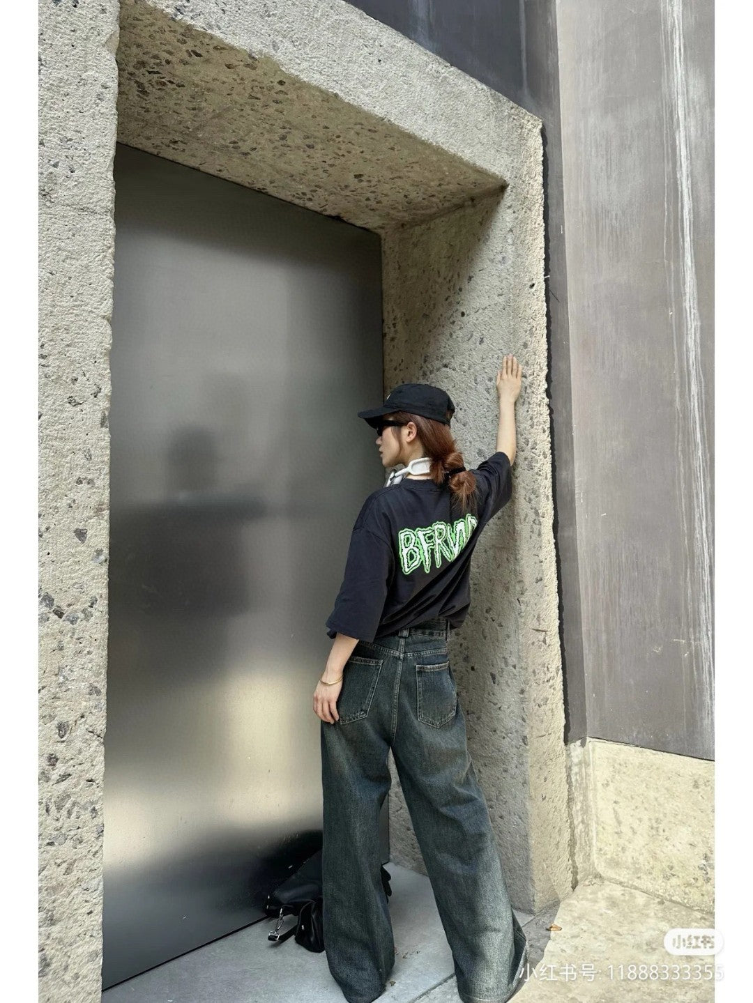 Camiseta de la gira de Balenciaga con cordón (negra)