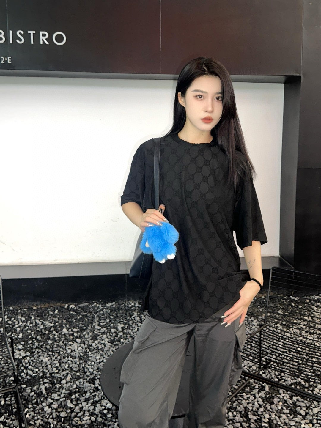 Camiseta Gucci con estampado GG (negra)