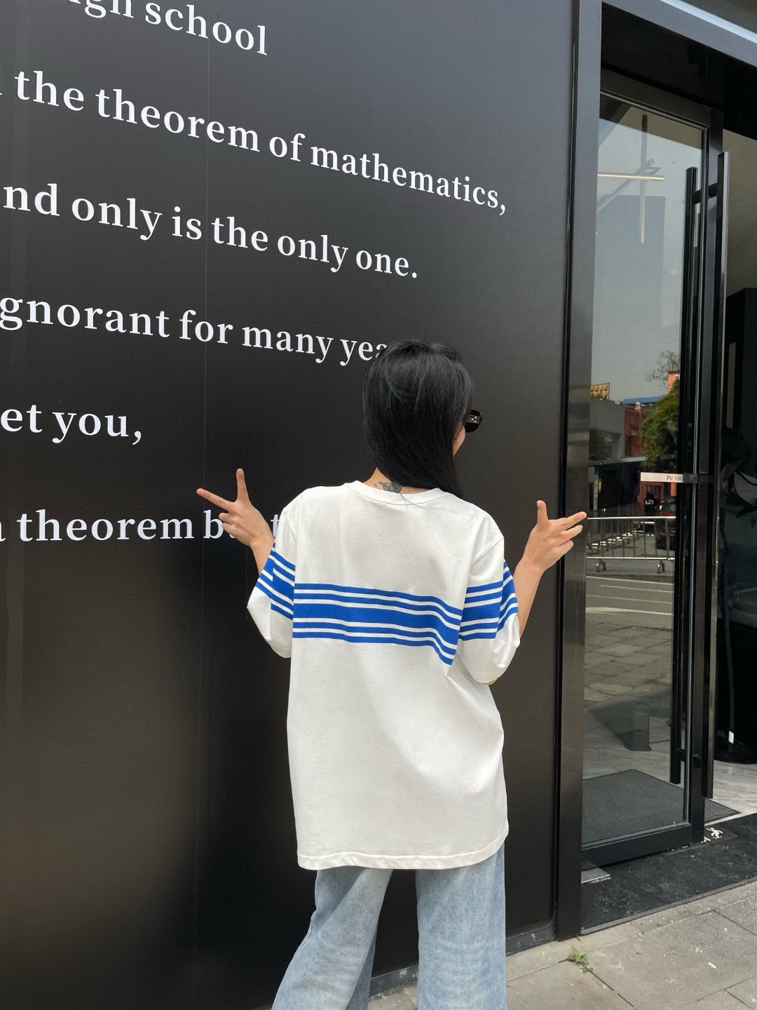 Camiseta blanca con rayas azules Gucci GG