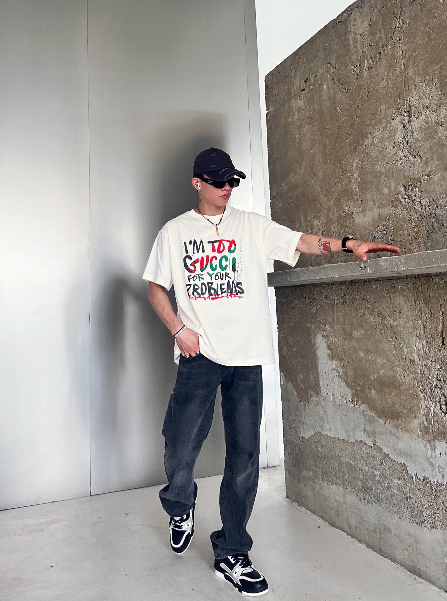 Camiseta Gucci 'Soy demasiado Gucci para tus problemas'