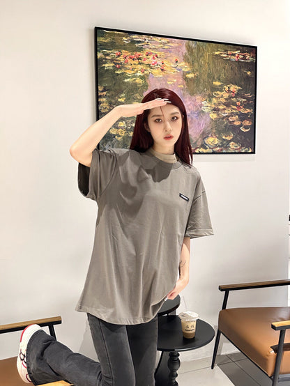 Camiseta con el logo de Fear of God Essentials - Color topo