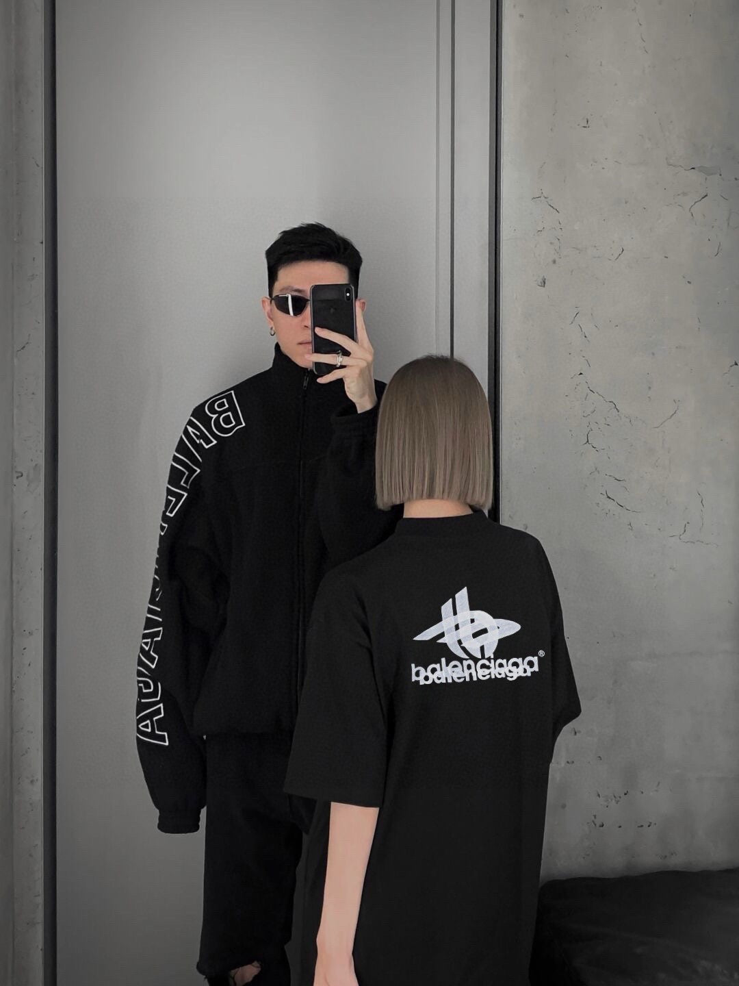 Camiseta Balenciaga - Logotipo superpuesto