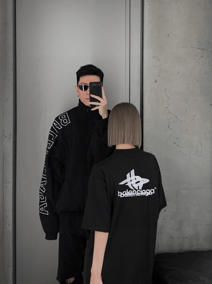 Camiseta Balenciaga - Logotipo superpuesto