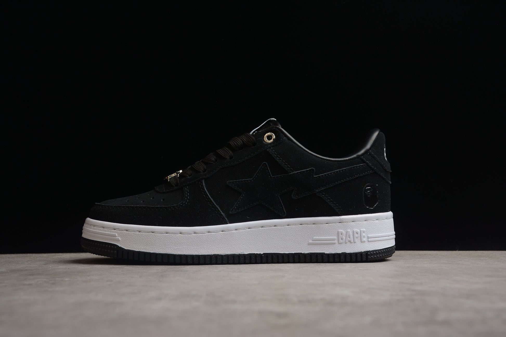 BAPE Sta Low-top Suede Sneakers - Black Unisex Streetwear Limited Edition - **BAPE STA Low-Top Black Suede Sneakers** Elevate your sneaker collection with the BAPE STA Low-Top