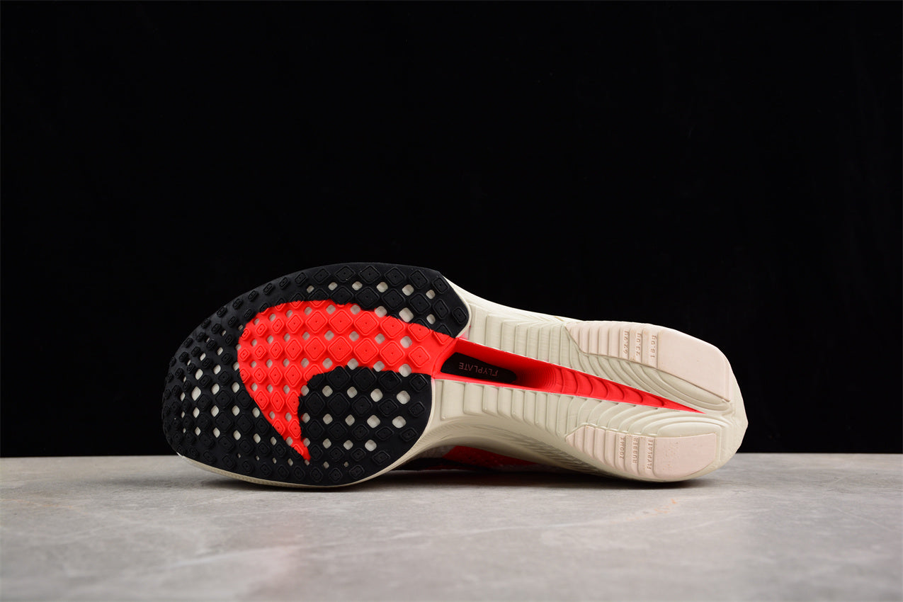 Zoom - Vaporfly Ne - T% 2 And Red Shoes - White Unisex Streetwear Limited Edition - Introducing the Nike ZoomX Vaporfly Next% 2, a pinnacle of performance running shoes designed for