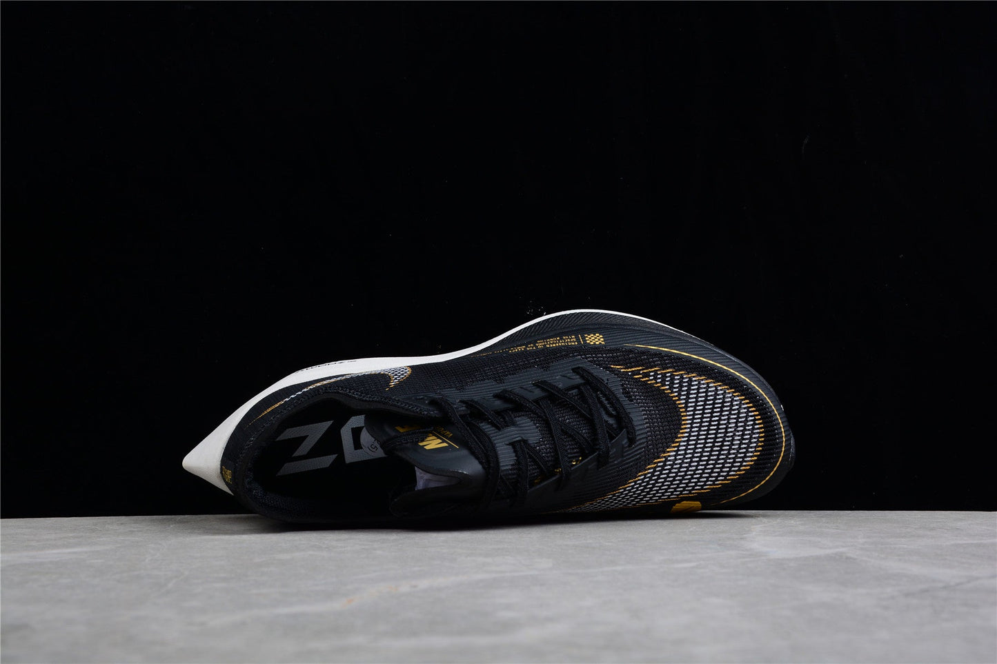 Zoom - Vaporfly Ne - T% 2 And White - Black Unisex Streetwear Limited Edition - ### Nike ZoomX Vaporfly NEXT% 2 The Nike ZoomX Vaporfly NEXT% 2 is designed for