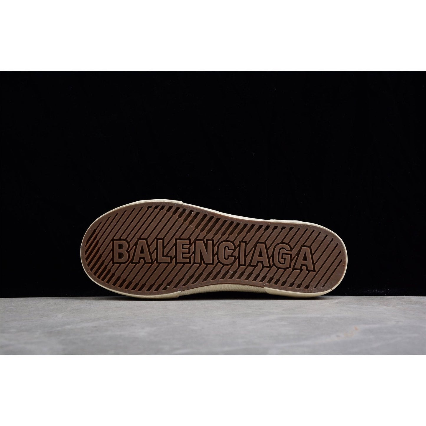 BALENCIAGA Paris Mid Vulc Destr - Sneakers - Blue Unisex Streetwear Limited Edition - Introducing the BALENCIAGA Paris Mid Vulc Destr x Blue, a bold and edgy addition to