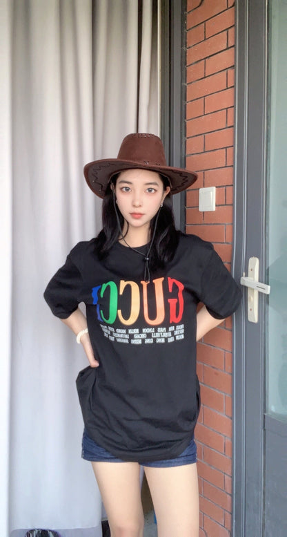 Camiseta Gucci Cities con letras mayúsculas