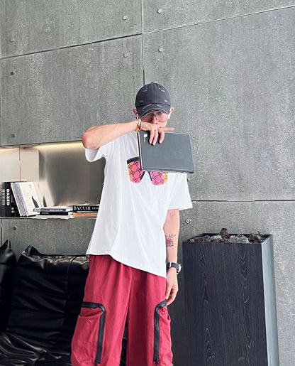 Camiseta gráfica con gafas de sol Gucci