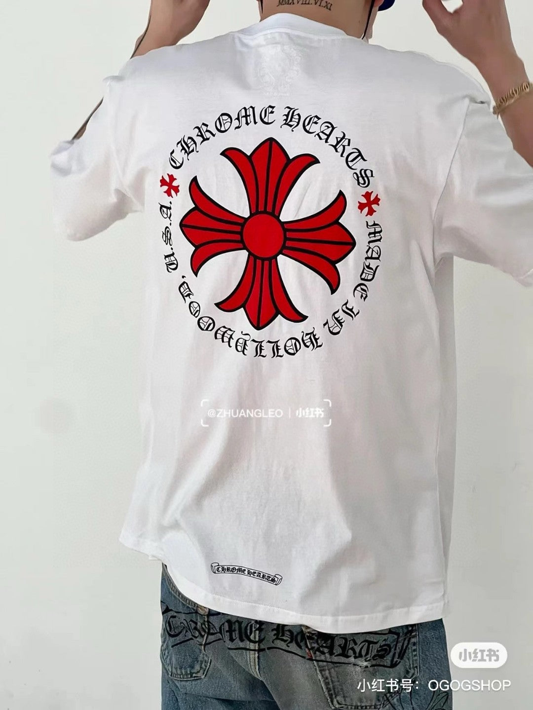 Camiseta blanca Gucci Hearts Floral Pocket