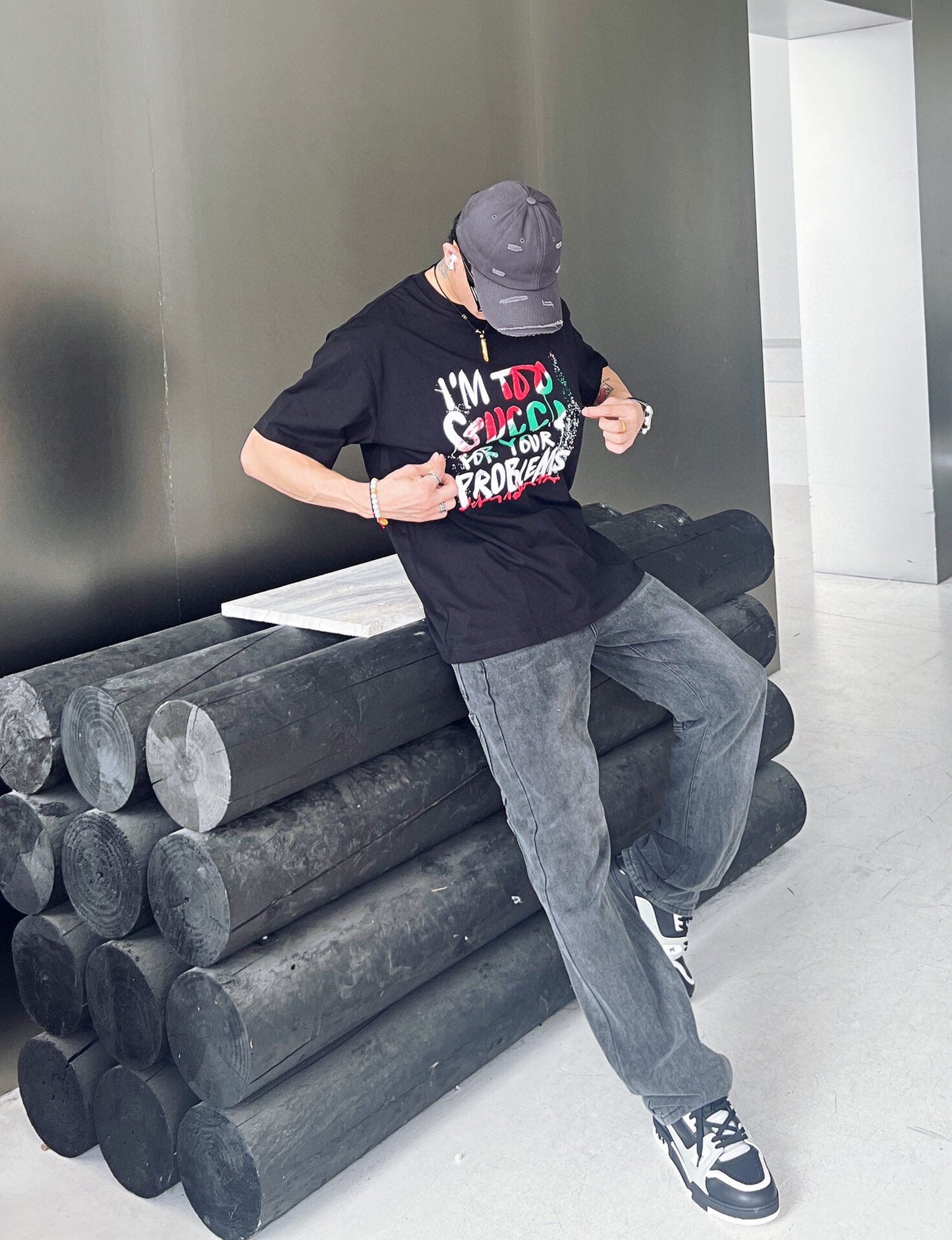 T-shirt Gucci 'Je suis trop Gucci pour tes problèmes' - Noir