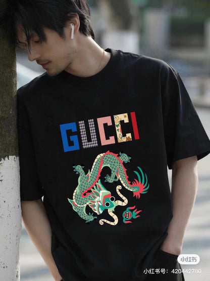 Camiseta Gucci con estampado de dragón (negra)