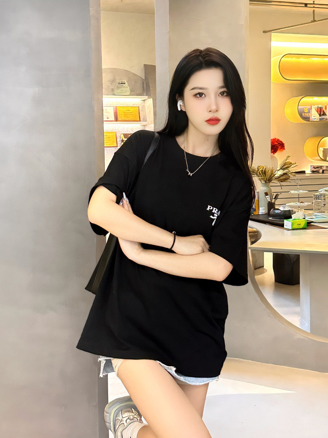 Prada Milano Logo Black T-Shirt - logo - replica sneakers