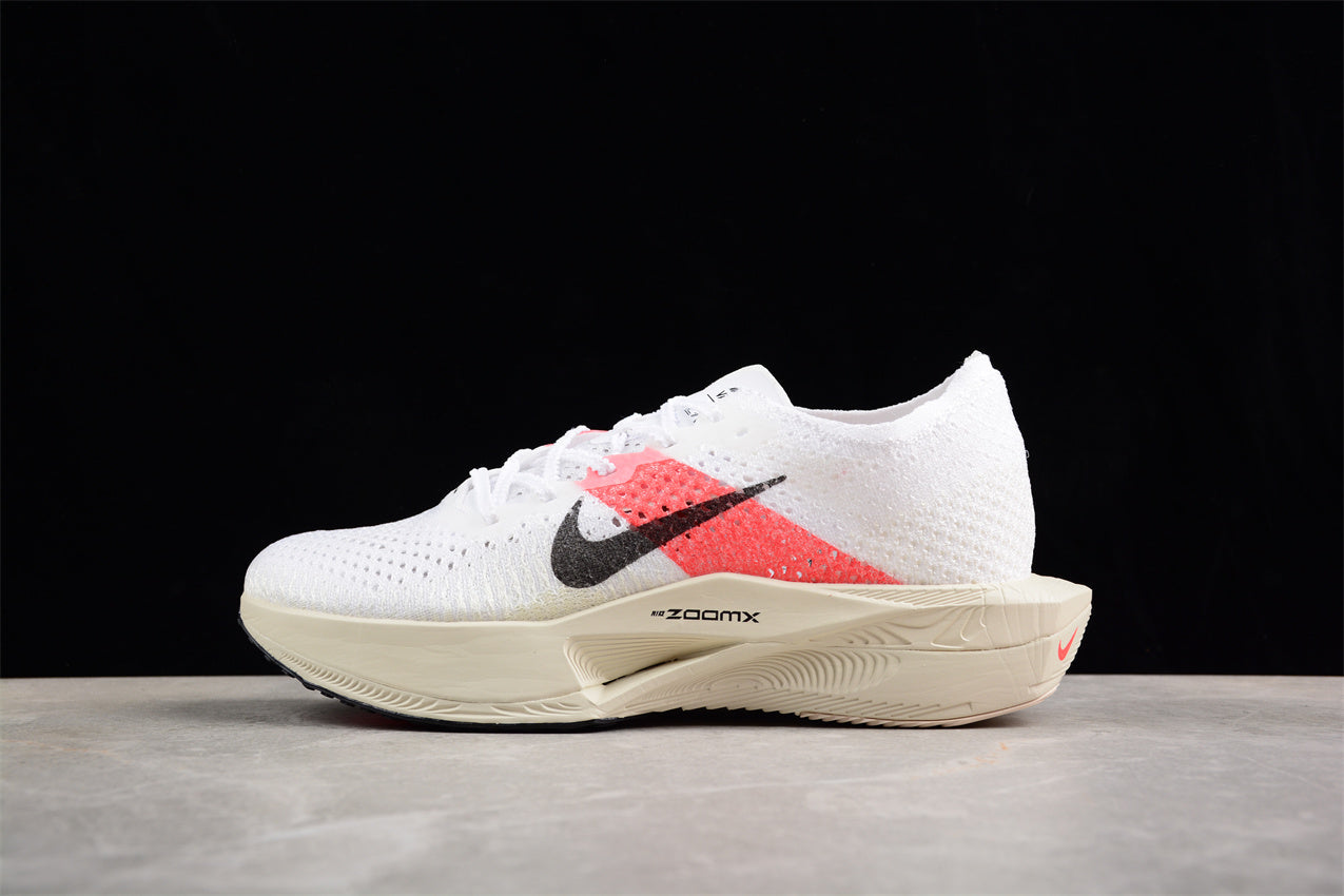 Zoom - Vaporfly Ne - T% 2 And Red Shoes - White Unisex Streetwear Limited Edition - Introducing the Nike ZoomX Vaporfly Next% 2, a pinnacle of performance running shoes designed for