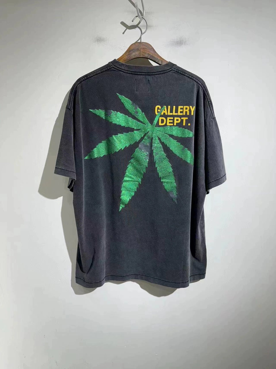 Gallery Dept. T-Shirt - Black Unisex Streetwear Limited Edition - Introducing the Gallery Dept. Hand-Painted Leaf Graphic T-Shirt, a perfect blend of artistry and streetwear.