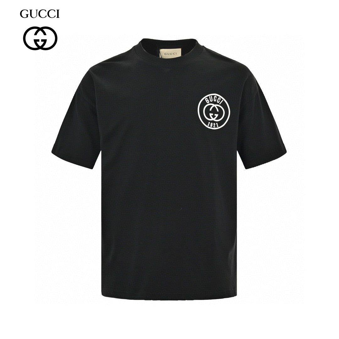 Gucci 1921 Logo Graphic T-shirt (black) Unisex Streetwear Limited Edition - The Gucci 1921 Logo Graphic T-Shirt in black is a sleek and stylish tribute to