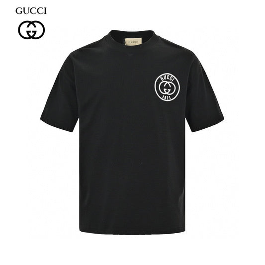 Gucci 1921 Logo Graphic T-shirt (black) Unisex Streetwear Limited Edition - The Gucci 1921 Logo Graphic T-Shirt in black is a sleek and stylish tribute to