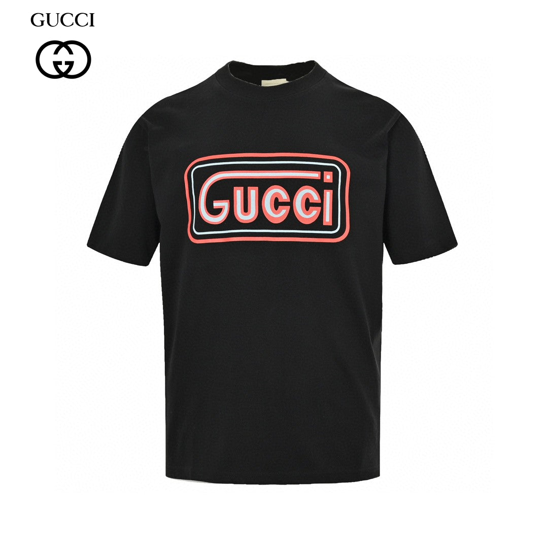 Gucci Vintage Logo T-shirt (black) Unisex Streetwear Limited Edition - The Gucci Vintage Logo T-Shirt in black showcases a striking retro-inspired logo in red and