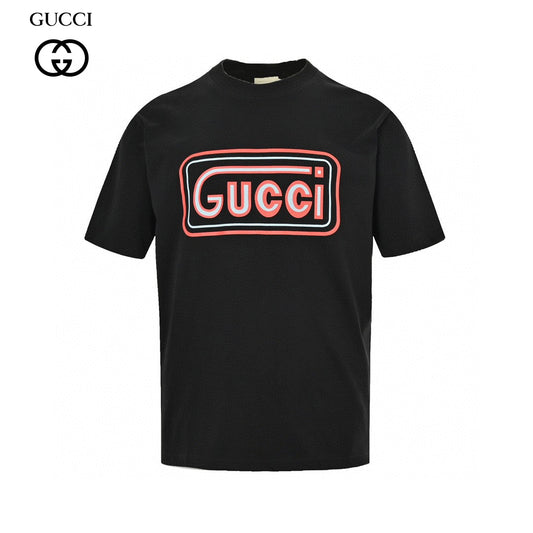 Gucci Vintage Logo T-shirt (black) Unisex Streetwear Limited Edition - The Gucci Vintage Logo T-Shirt in black showcases a striking retro-inspired logo in red and